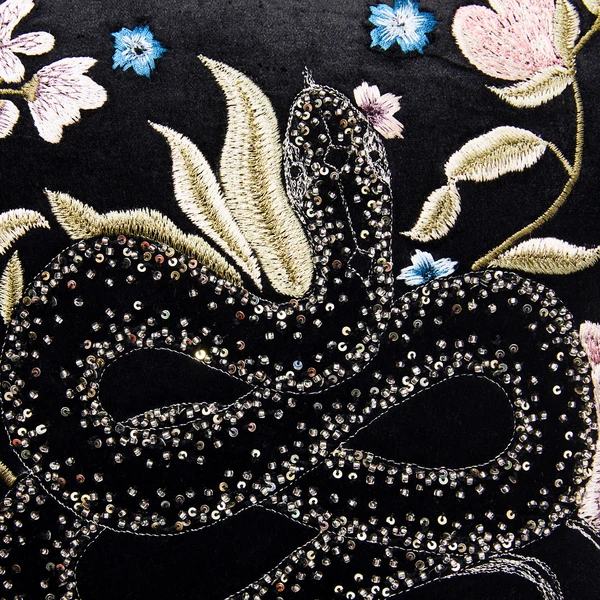 Eden Pillow 18" - Black - Image 4