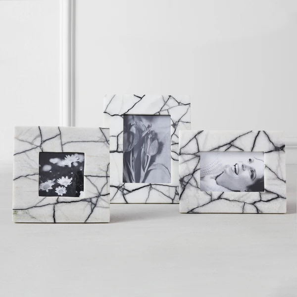 Nikki Chu - Maze Marble Frame