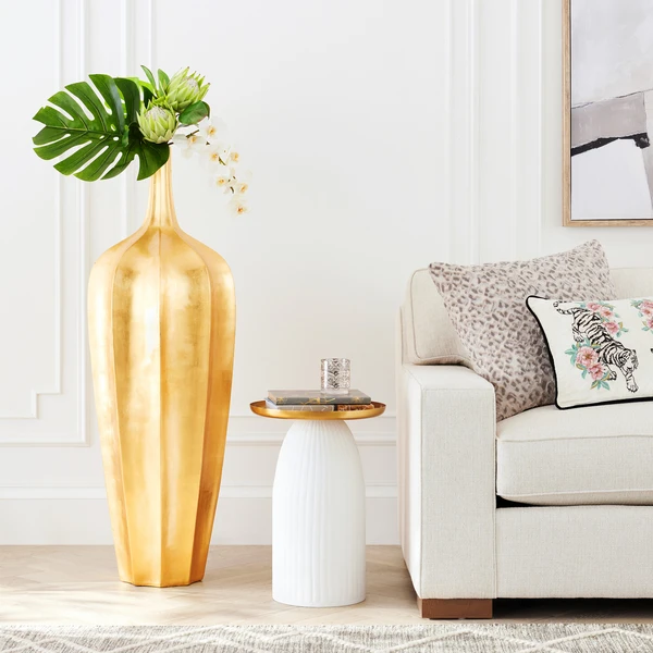 Accolade Vase - Image 5