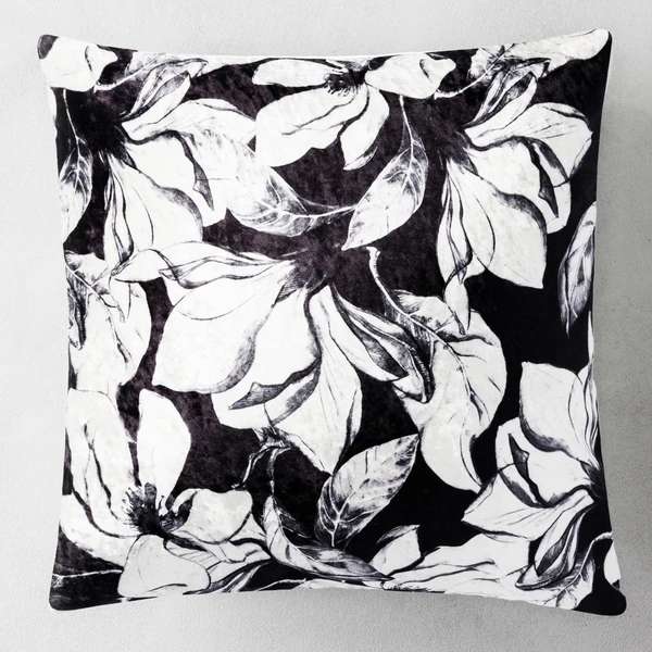 Delilah Pillow 18" - Black/White